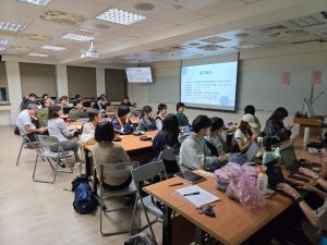 LINE_ALBUM_實習發表會_241112_28